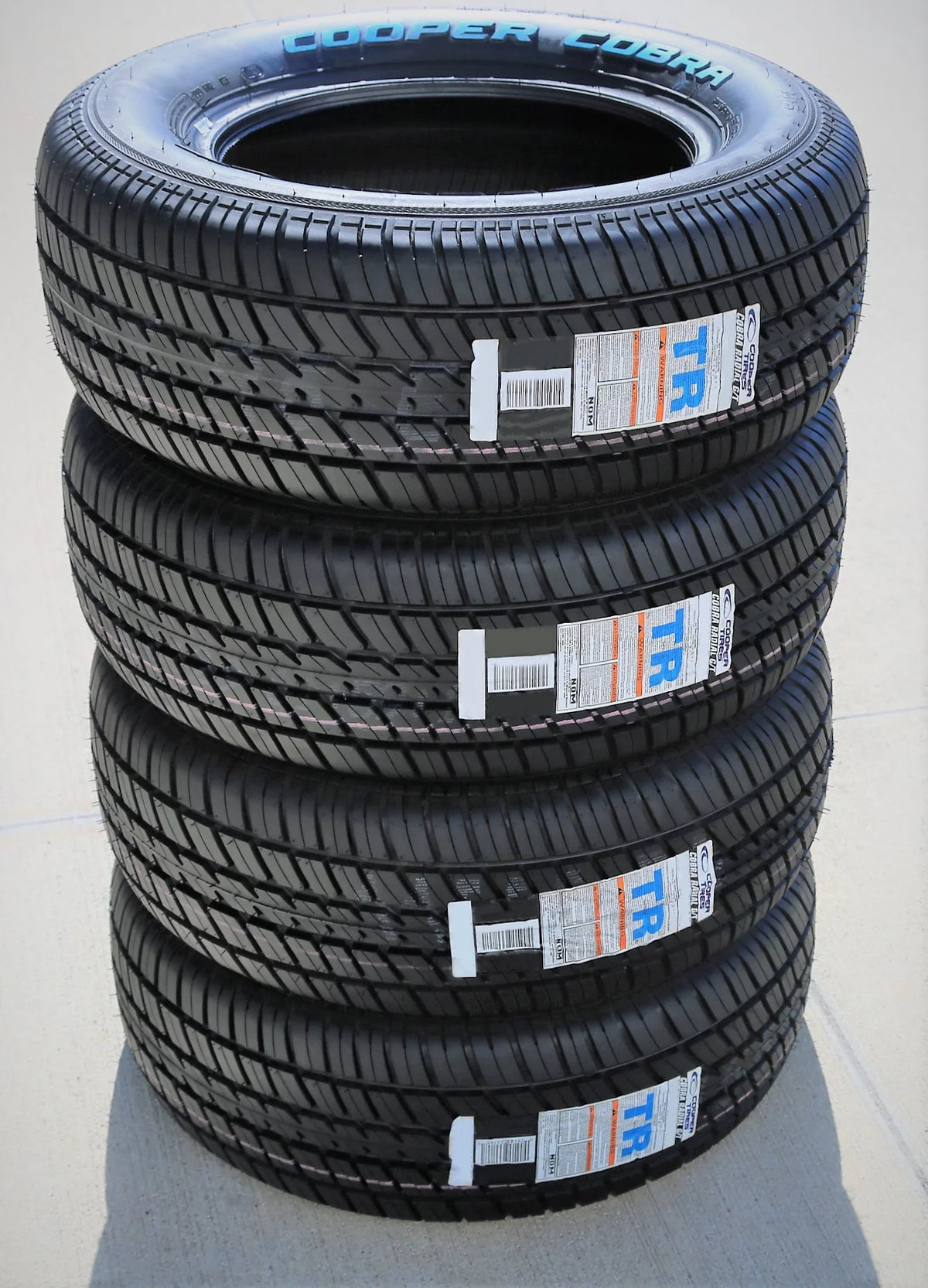 Set of 4 All Season Tires Y211420