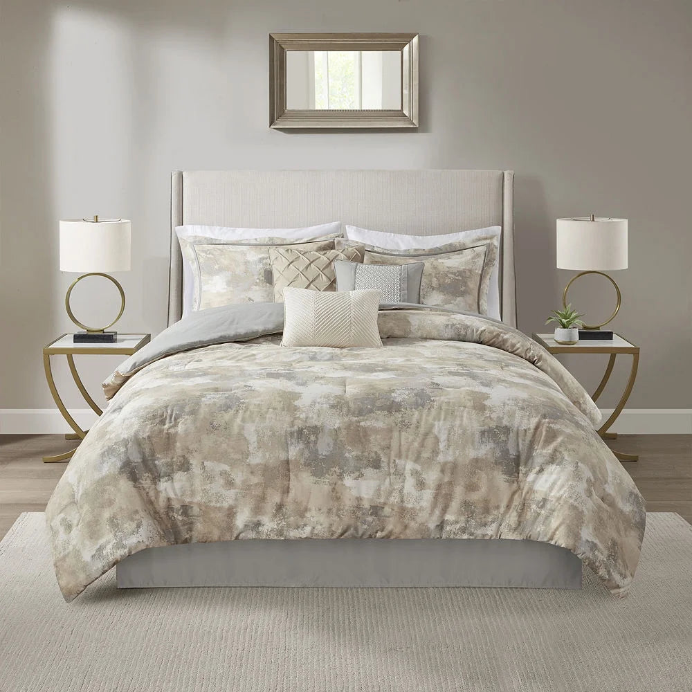 7 Piece Comforter Set Q833053