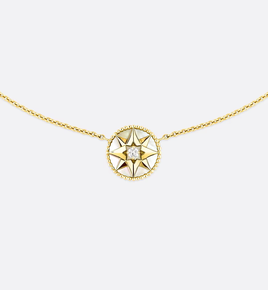 Necklace Q894491