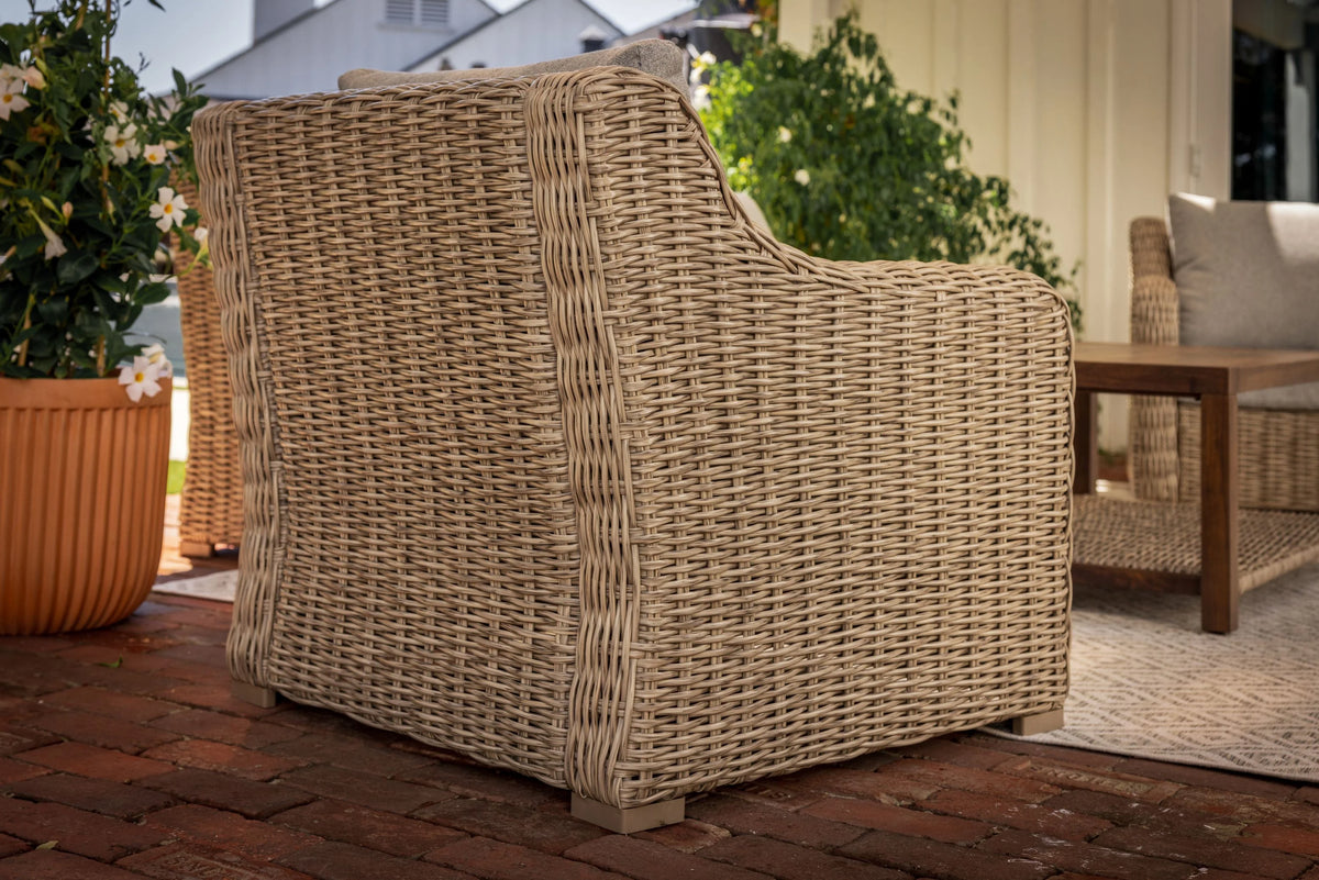 2-Pack Outdoor Lounge Chairs with Cushions and Patio Cover J4907