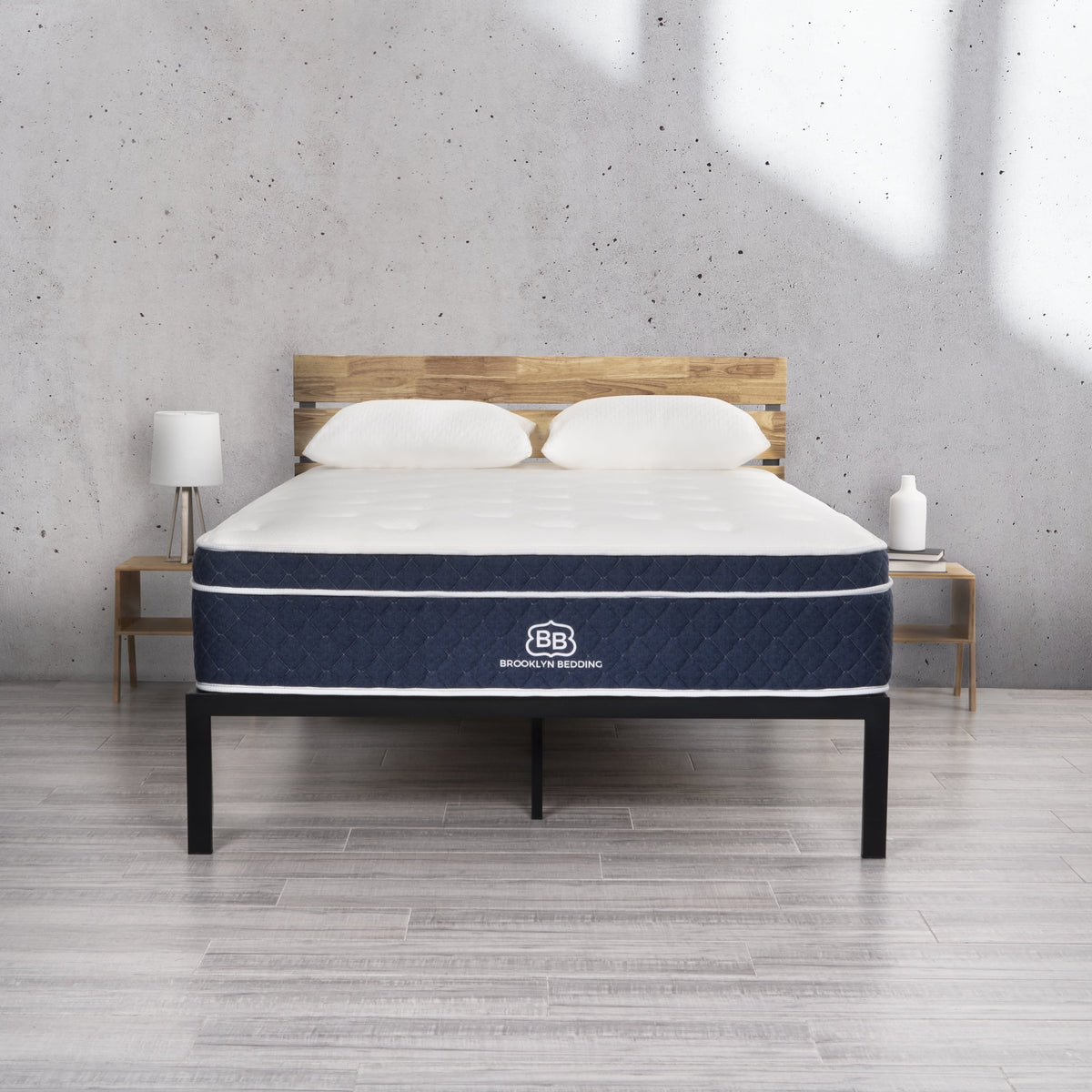 14 Plush Hybrid Mattress with Cooling Cover, Queen E870