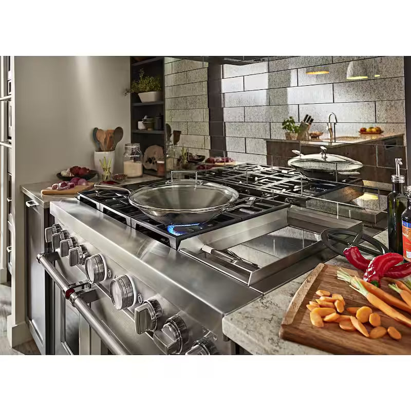 6.3 cu. ft. Smart Double Oven Dual Fuel Range with True Convection in Stainless Steel U818206