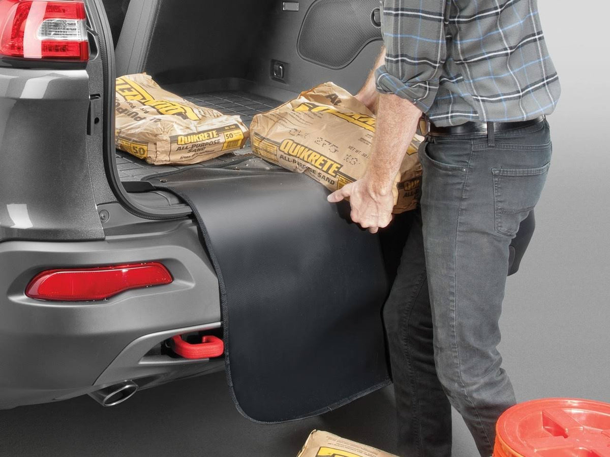 Cargo Liner B845