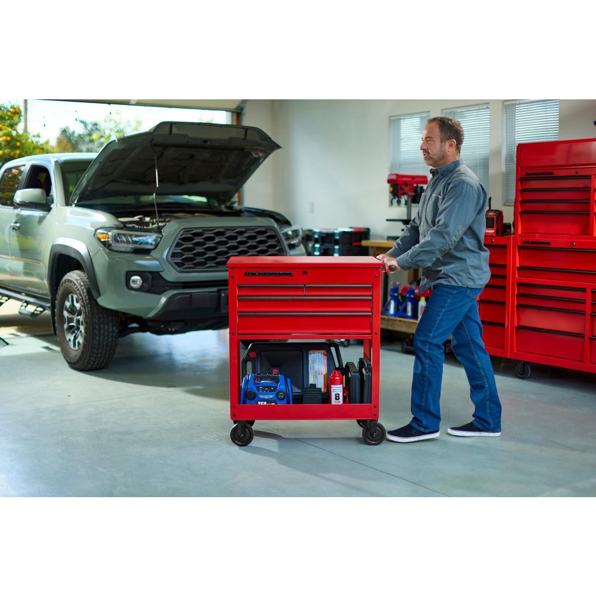 30 in. 4-Drawer Tech Cart O408325