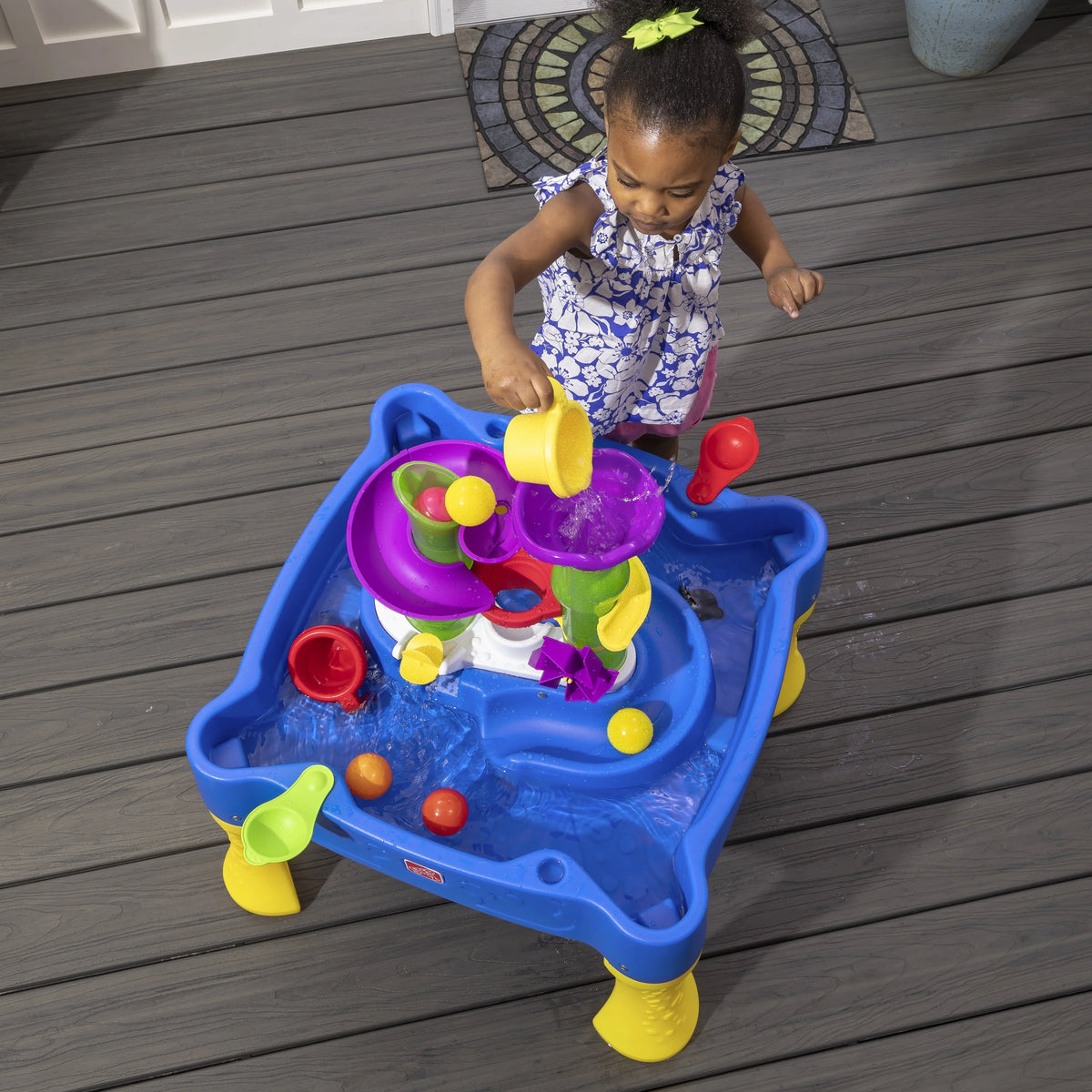 Blue Water & Ball Table H886465