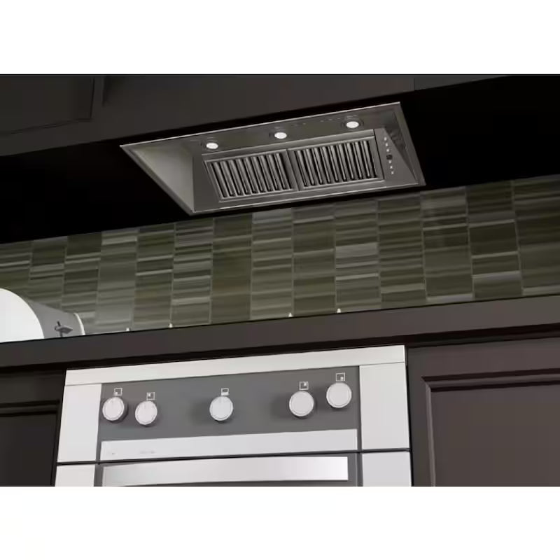 700 CFM Stainless Steel Ducted Range Hood Insert X5217