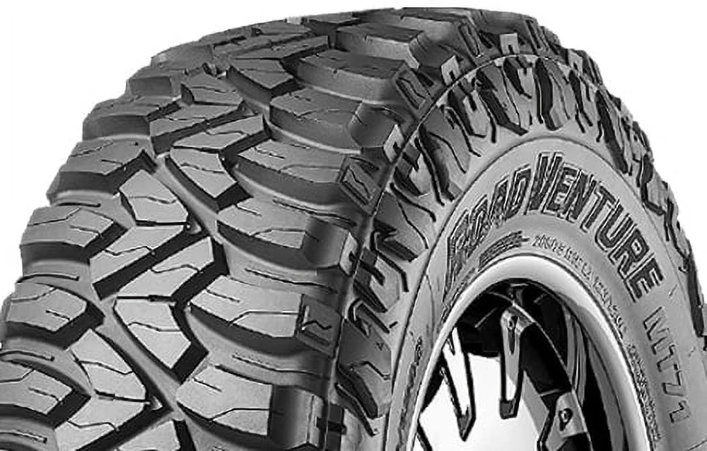 Mud Terrain Light Truck Tire T2509